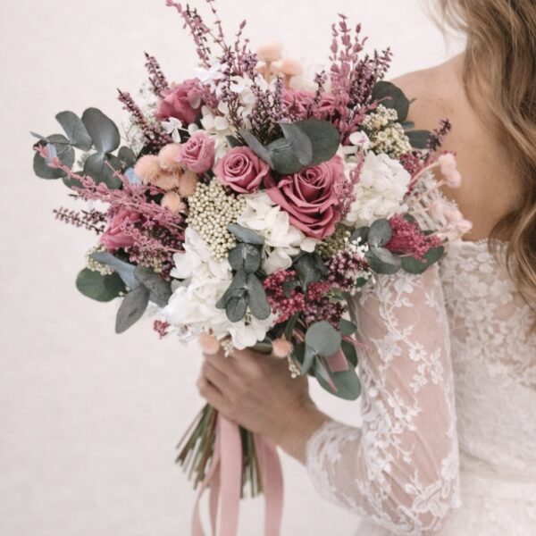 MERCEDES👰‍♀️